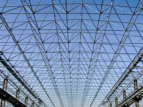 不銹鋼網(wǎng)架的成品保護(hù)和調(diào)整、緊固解...